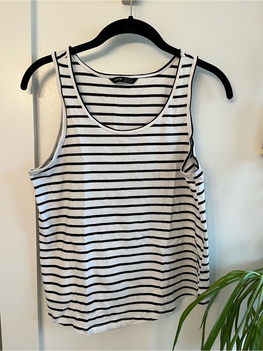 Black and white stripe tank top